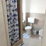 Blue Fish מלון